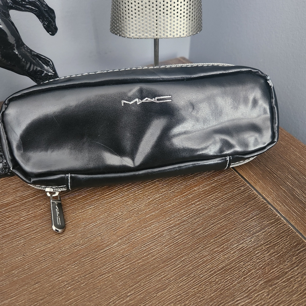 MAC Cosmetics Shiny Black Toiletry Bag